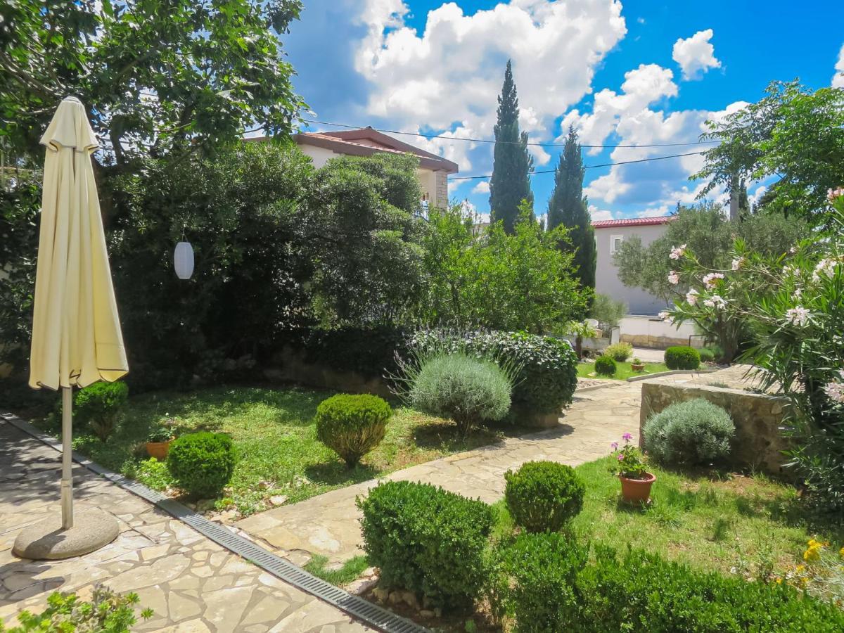 Apartment Gottwald - Srd305 By Interhome Starigrad Paklenica Exterior foto